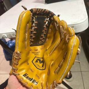 Franklin Fieldmaster Series Baseball Glove, 12-Inch Tan Leather